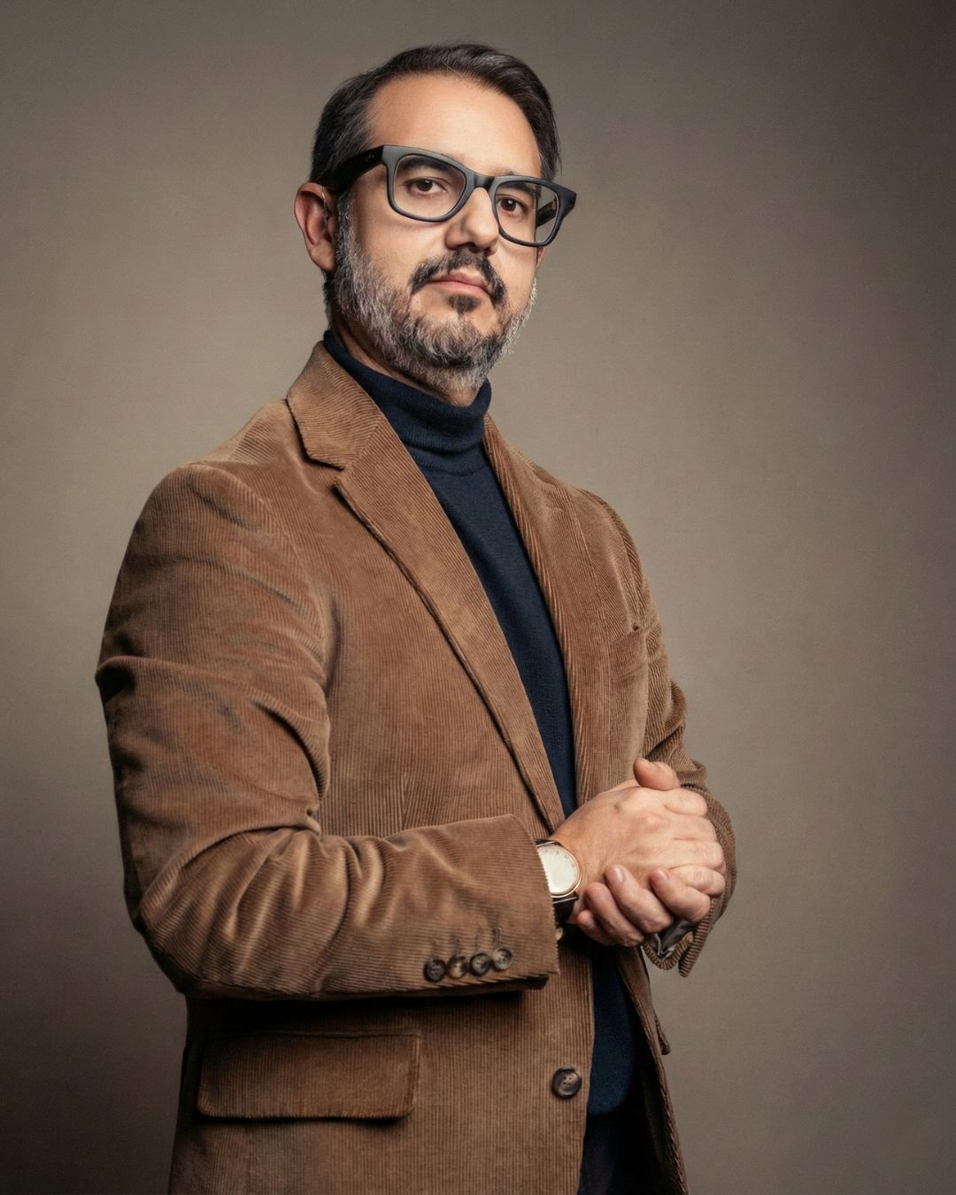 Cristiano Silva, fotógrafo de retrato corporativo e especialista em posicionamento de imagem em Braga